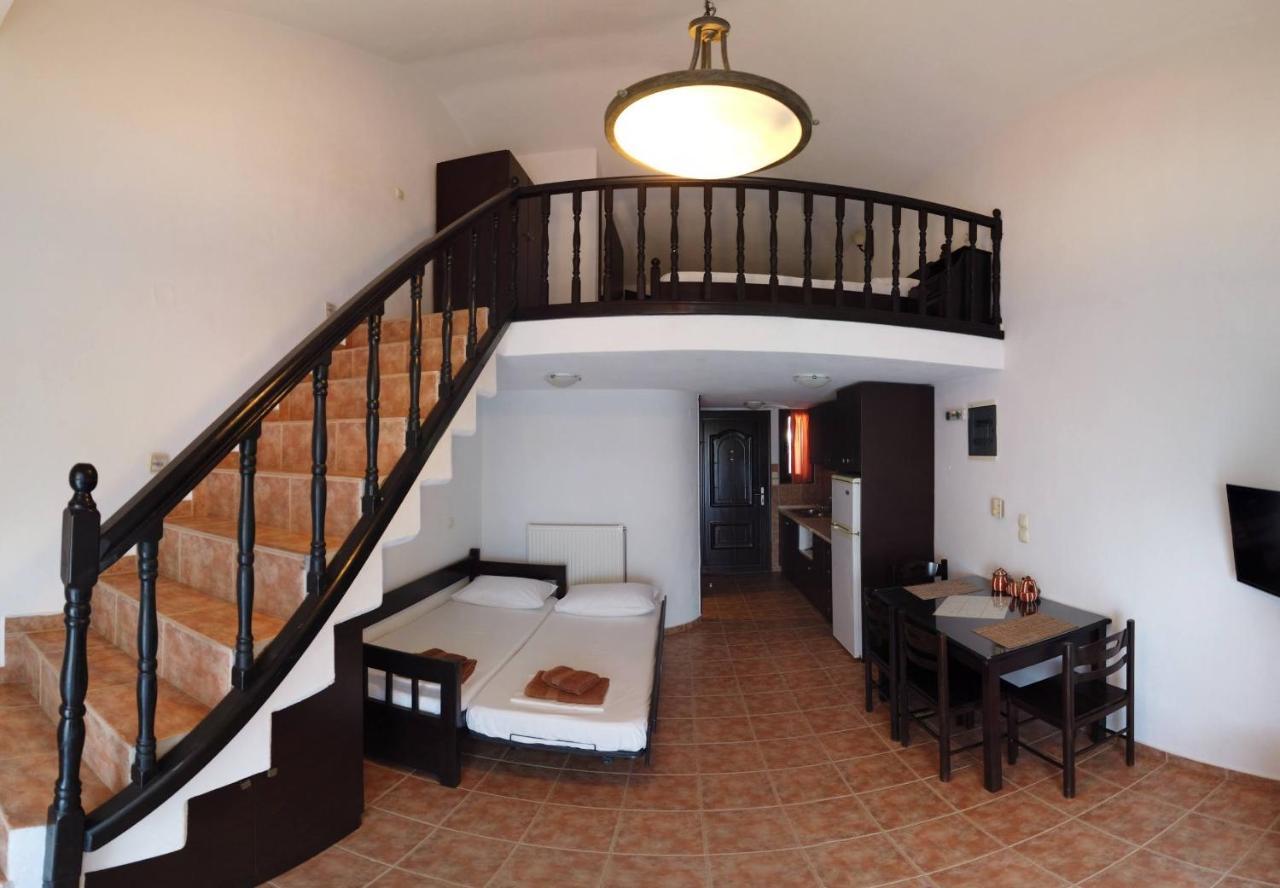 Holiday House สเกียธอสทาวน์ ภายนอก รูปภาพ