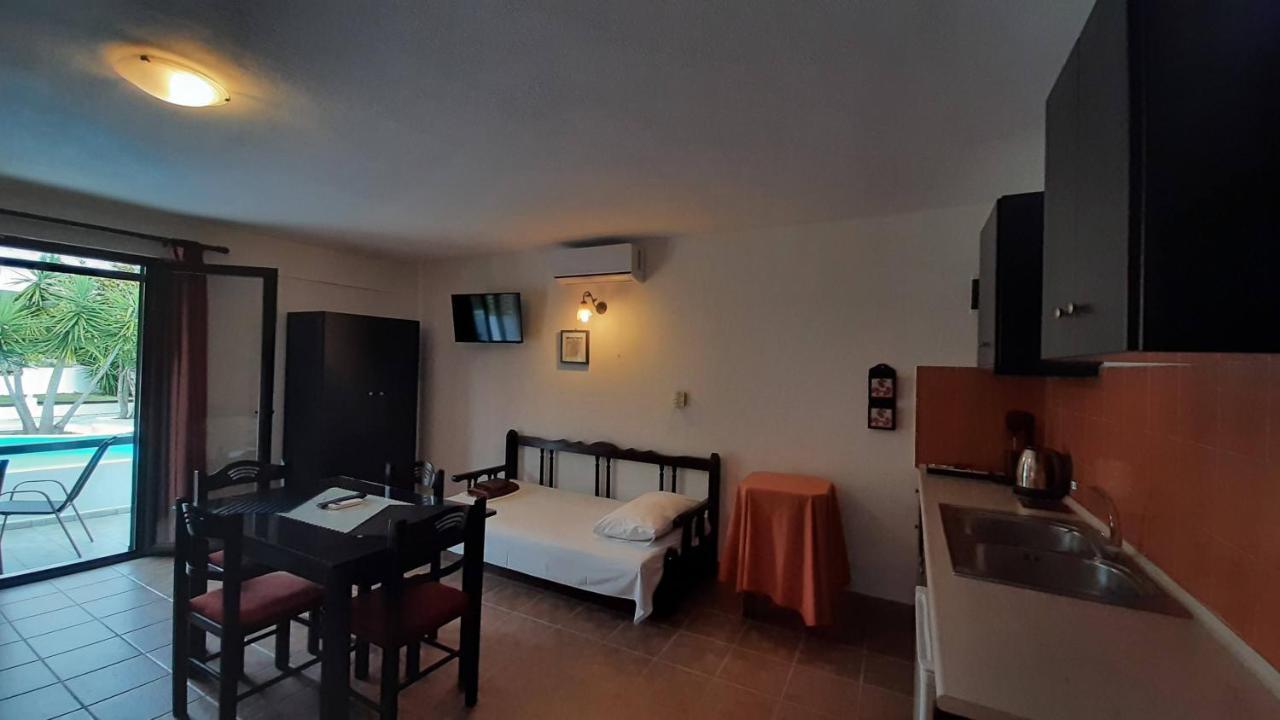 Holiday House สเกียธอสทาวน์ ภายนอก รูปภาพ