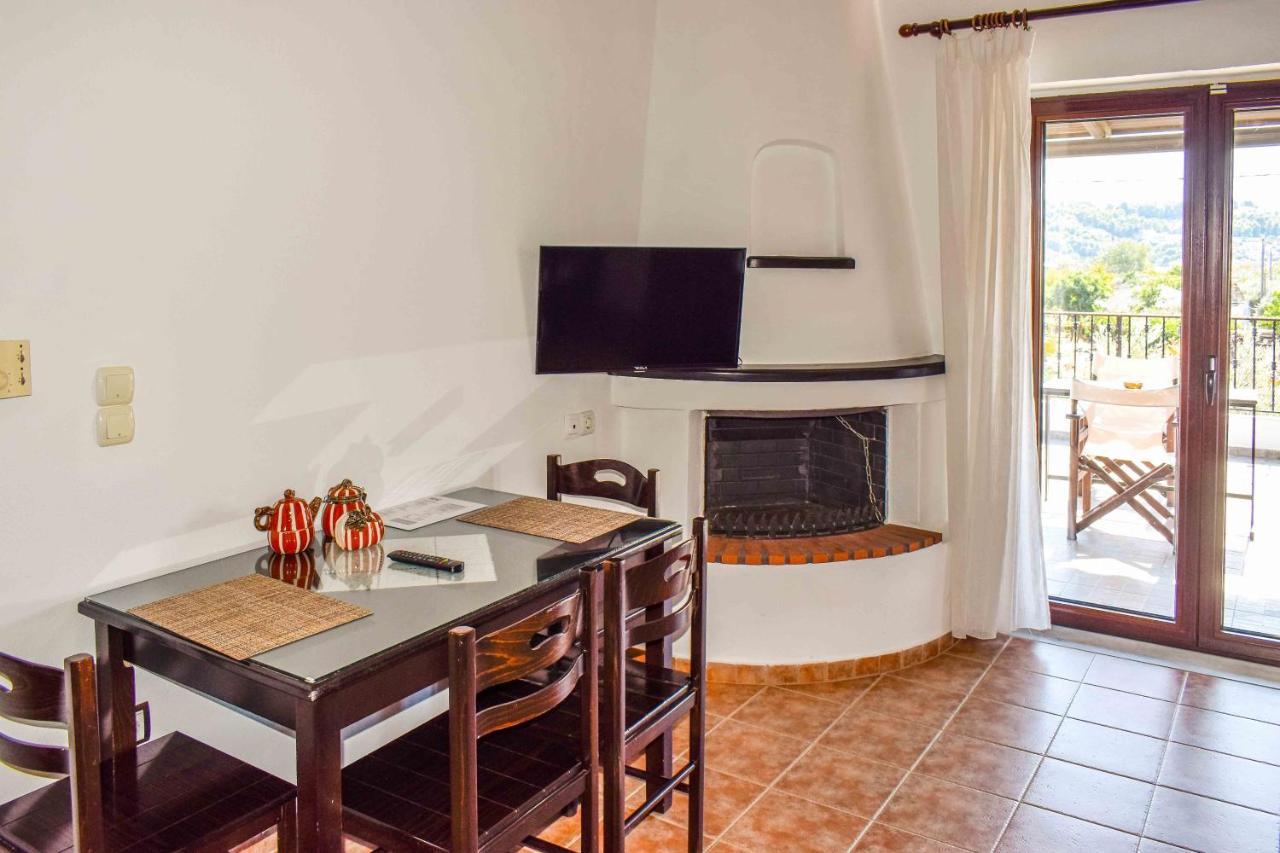 Holiday House สเกียธอสทาวน์ ภายนอก รูปภาพ