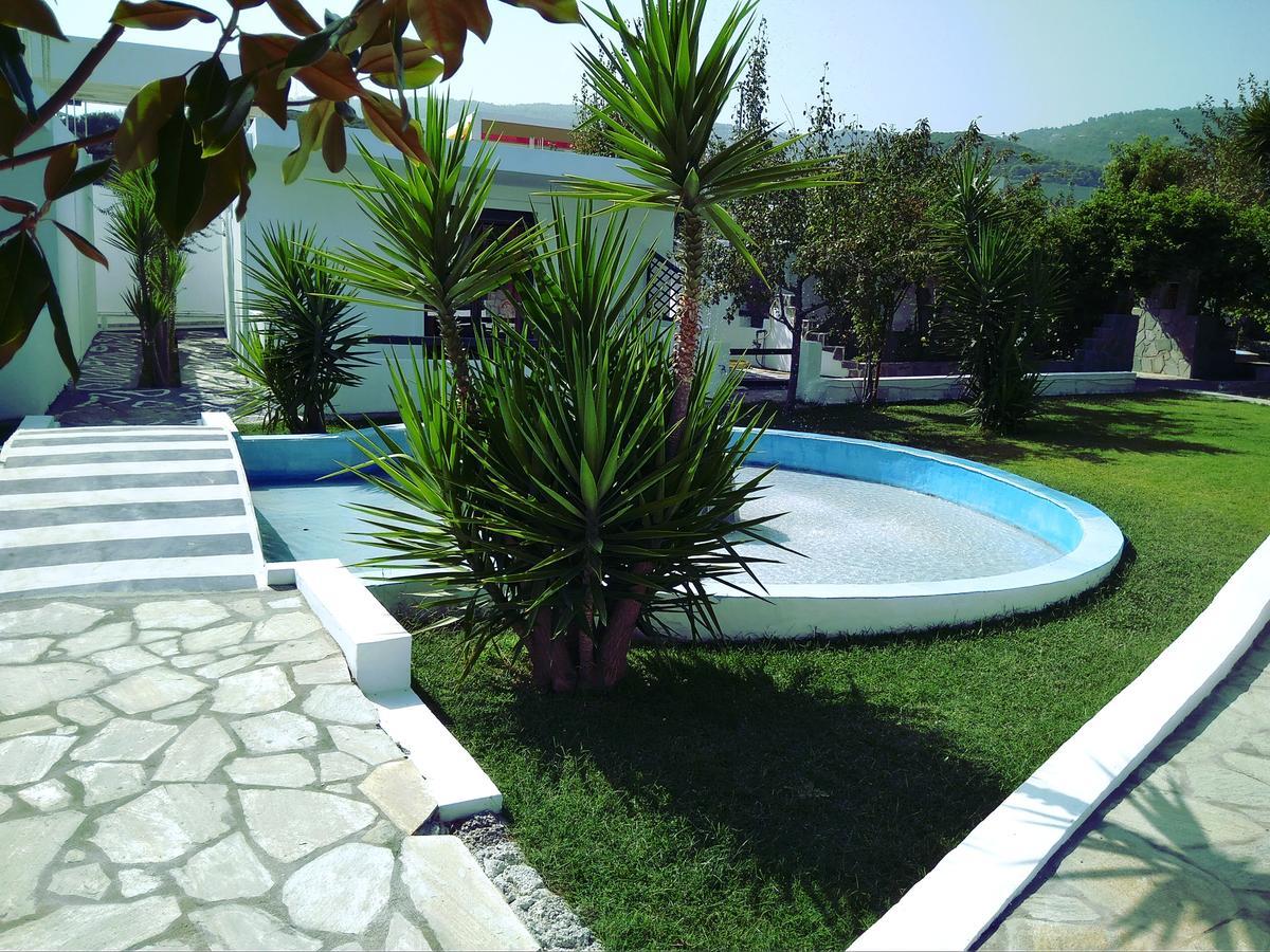 Holiday House สเกียธอสทาวน์ ภายนอก รูปภาพ